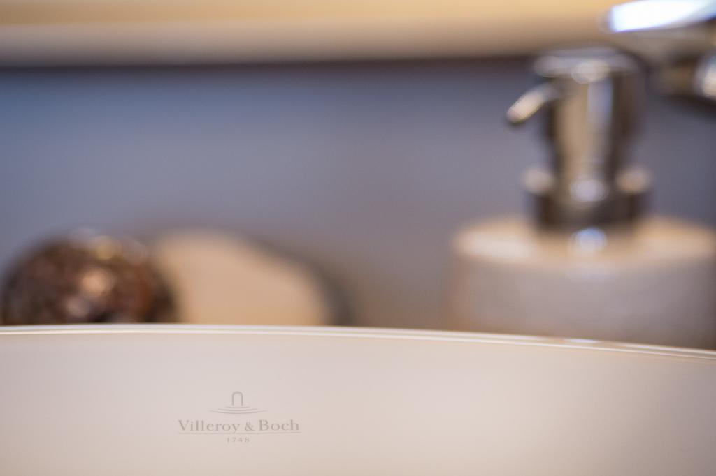 Apartment Shambala Sea View ロヴィニ エクステリア 写真